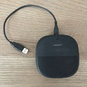 Bose SoundLink Micro Portable Bluetooth
Speaker - Black